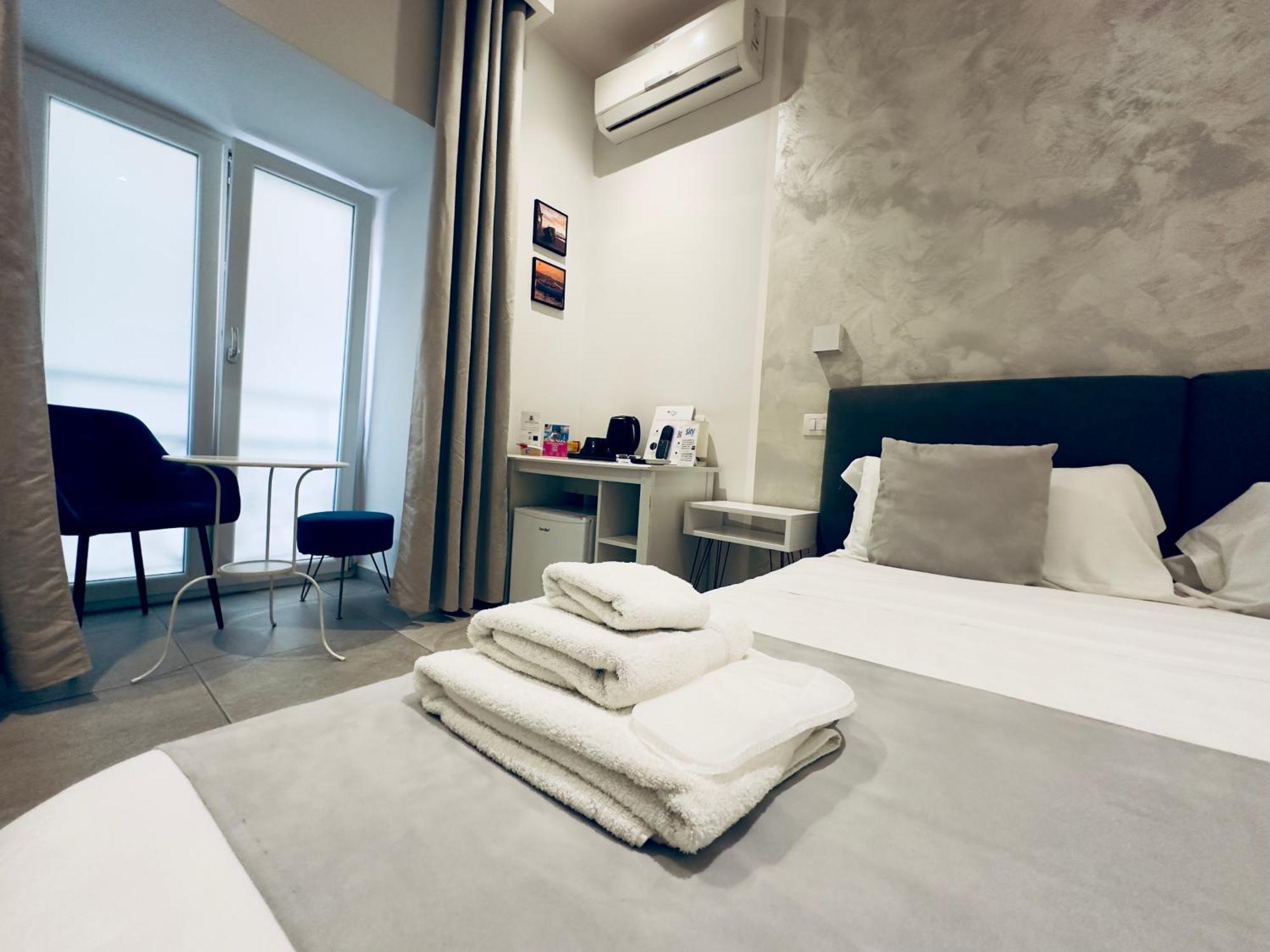 B&B I Borbone Napels Buitenkant foto